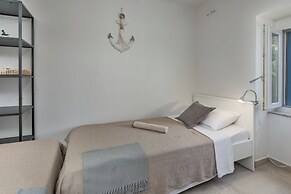 Harmony House Vito