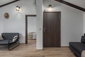 Harmony House Vito