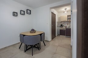 Harmony House Vito