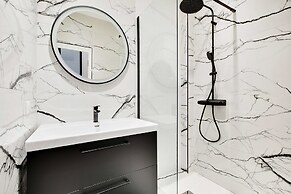 Authentique Apartment - 1br- 2P- Voltaire