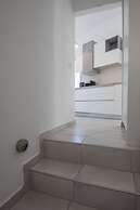 Seaview House 2 From the Town