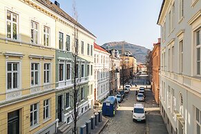 Rosenberg Apartments