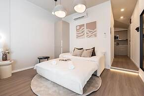 Oasis Luxe Boutique Suites by BQA
