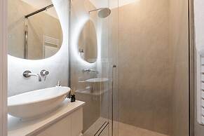 Oasis Luxe Boutique Suites by BQA