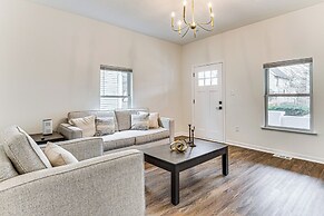 3 Mi to Downtown: Pet-friendly Indianapolis Home