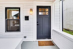 3 Mi to Downtown: Pet-friendly Indianapolis Home