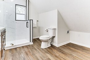 3 Mi to Downtown: Pet-friendly Indianapolis Home
