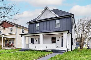 3 Mi to Downtown: Pet-friendly Indianapolis Home