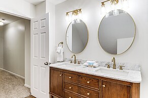 3 Mi to Downtown: Pet-friendly Indianapolis Home