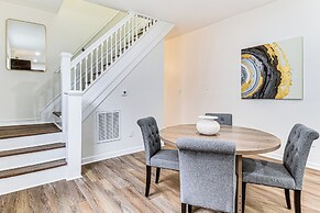 3 Mi to Downtown: Pet-friendly Indianapolis Home