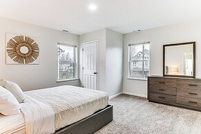 3 Mi to Downtown: Pet-friendly Indianapolis Home