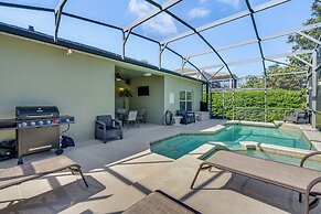 10 Mi to Disney: Family Home w/ Game Room!