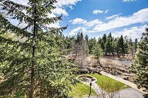 Hike, Ski & More: Cle Elum Resort Condo