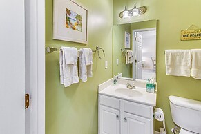 Resort Pool & Golf: Centrally Located NMB Retreat!