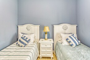 Resort Pool & Golf: Centrally Located NMB Retreat!