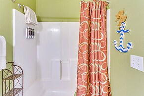 Resort Pool & Golf: Centrally Located NMB Retreat!