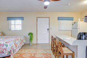 Dock & Fire Pit: Scenic Studio on Suwannee River!