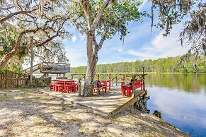 Dock & Fire Pit: Scenic Studio on Suwannee River!