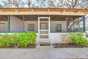 Dock & Fire Pit: Scenic Studio on Suwannee River!