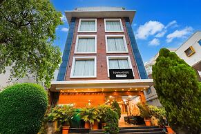 Premium Stays Near Marine Drive Puri