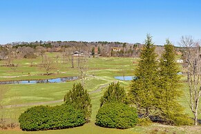 Golfer's Paradise: Meadow Lakes Manor Retreat!