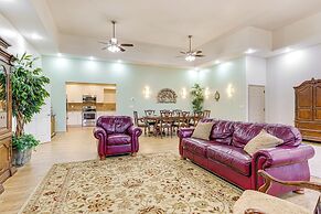 Golfer's Paradise: Meadow Lakes Manor Retreat!