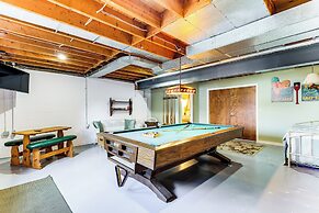 Private Dock at Lake George Getaway