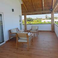 Hop Honolulu Exclusiva Oasis y Playa en Chincha