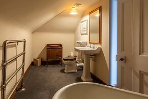 Errol Park - Stately Home Outbuildings Views