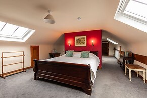 Errol Park - Stately Home Outbuildings Views