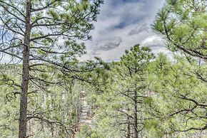 Half-mi to Midtown: Family Retreat w/ Mtn Views!