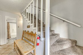 Half-mi to Midtown: Family Retreat w/ Mtn Views!