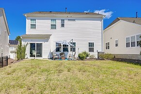 3 Mi to Umstead State Park: Home w/ Pool Access