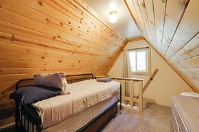 Hike, Ski & Sip: Arnold Cabin 4 Mi to State Park!