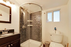 Hike, Ski & Sip: Arnold Cabin 4 Mi to State Park!