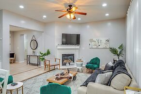 8 Mi to Beach Park: Bakersfield Gem w/ Yard!