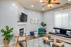 8 Mi to Beach Park: Bakersfield Gem w/ Yard!