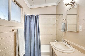 3 Mi to Downtown Tucson: Quiet Condo w/ Yard