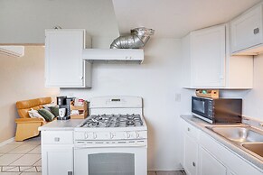 3 Mi to Downtown Tucson: Quiet Condo w/ Yard