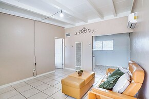 3 Mi to Downtown Tucson: Quiet Condo w/ Yard