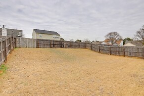 2 Mi to Heritage Park: Pet-friendly Mcdonough Home