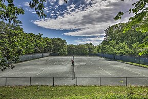 Patio + Pool Access: Wintergreen Resort Getaway!