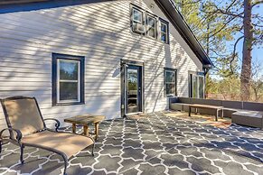 Vintage Farmhouse w/ Hot Tub in Larkspur