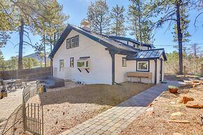Vintage Farmhouse w/ Hot Tub in Larkspur