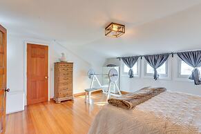 Vintage Farmhouse w/ Hot Tub in Larkspur