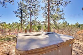 Vintage Farmhouse w/ Hot Tub in Larkspur