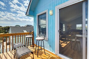 Steps to Beach: Centrally Located OBX Home!