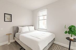 Chic & Cozy Philly Stay in City Center