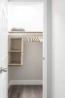 Chic & Cozy Philly Stay in City Center