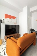 Chic & Cozy Philly Stay in City Center